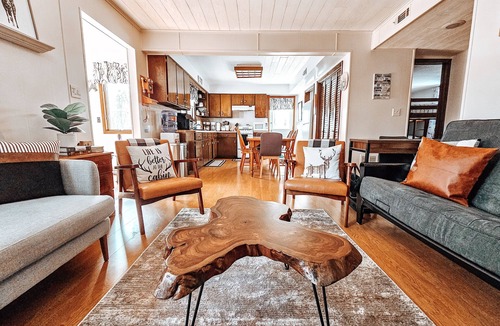 Neillsville Cottage | The Cozy Getaway Cabin w/Hot Tub-Sauna-WiFi on ATV trails near Lake Arbutus