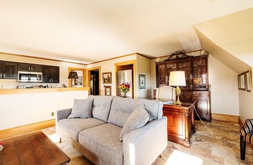Summit - University Hotel | The Davidson