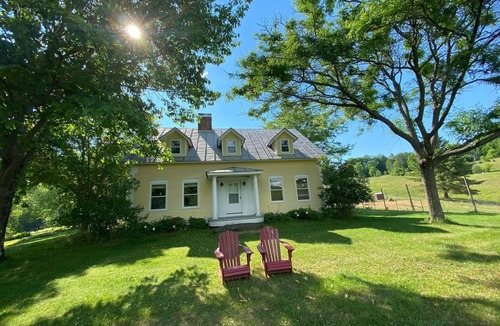 Tunbridge House | The Duck Coop is one of four rentals in the farm house