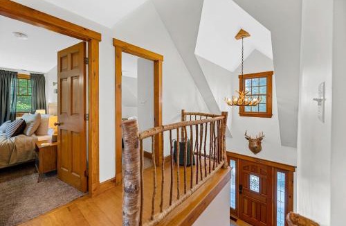 Pittsfield House | The Getaway home