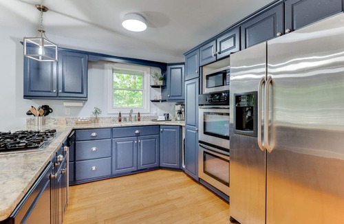 Excelsior Condo | The Guest House - Estate