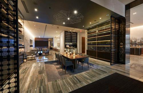 Downtown Minneapolis Hotel | The Lofton Hotel Minneapolis, Tapestry Collection by Hilton