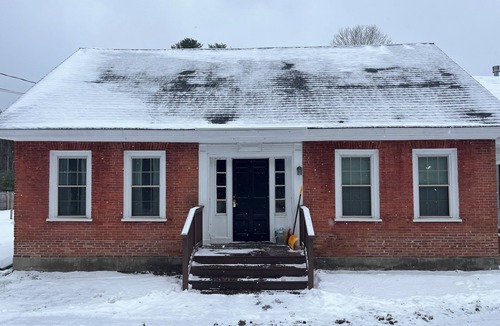 Waterbury Apartment | The Lonely Goat 2-bdrm apt in historic 1850s Farmhouse near Waterbury Reservoir