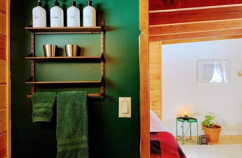 Indian Lake Hotel | The Lorca Adirondacks Motel