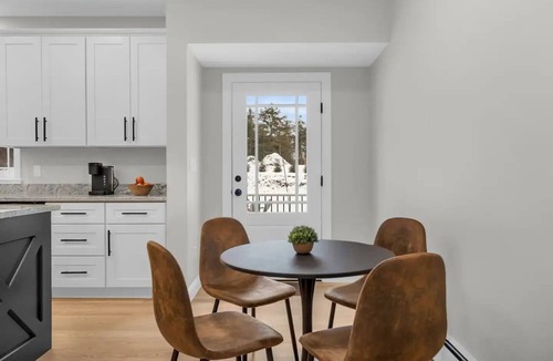 Athol House | The Modern Home Retreatnn