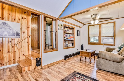 Lake Tomahawk House | The Otter Den
