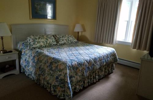 Manchester Center Hotel | The Palmer House Resort, an Ascend Collection Hotel