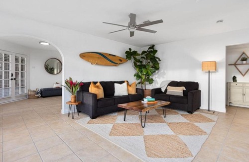 Cardiff-by-the-Sea Apartment | The Pelican