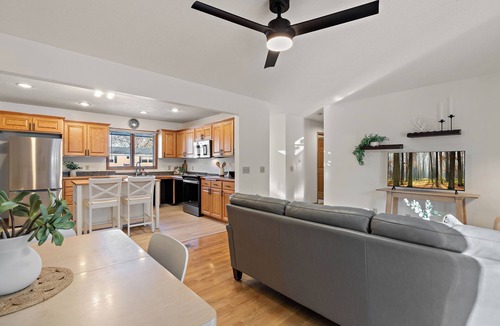 Stillwater House | The Pine House: a cozy home for you & yours!
