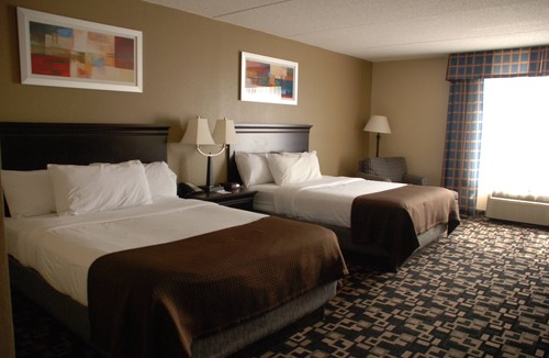 Winona Hotel | The Plaza Hotel & Suites Winona