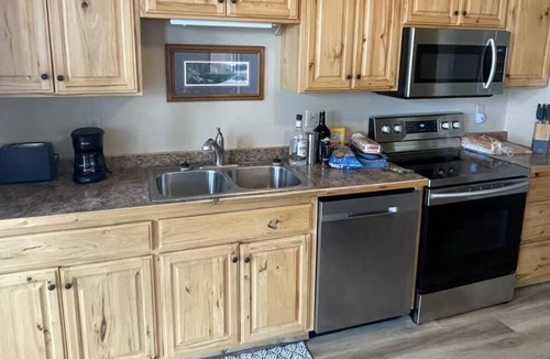 East Gull Lake Apartment | The Point on Gull Lake – Unit 2: 2BR Lakeside w/Patio, Dock & Garage