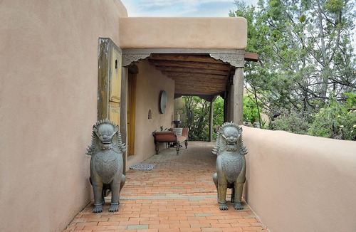 Santa Fe House | The Rass Mandal Residence: A Unique Oasis for Families, Reunions & Getaways
