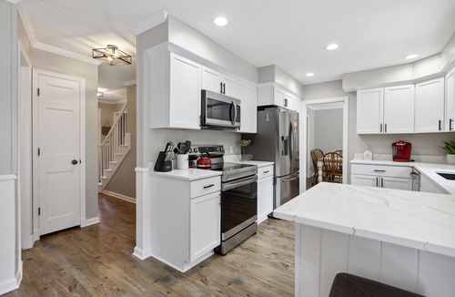 Hinckley House | *The Retreat* Great for Families/Groups, Casino, & Golfing.