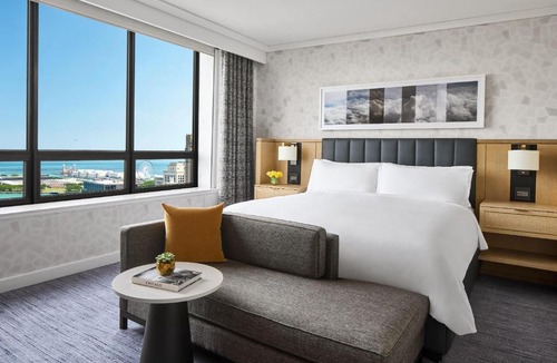 Streeterville Hotel | The Ritz-Carlton, Chicago