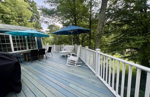 West Arlington House | The Riverside Treehouse