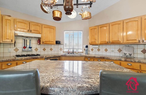 North Albuquerque Acres House | The Rose Garden Estate with Swim Spa - an Irvie Home