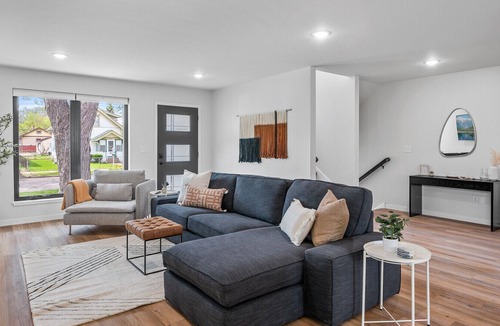 Powderhorn House | The Standish Sensation - 4 Bedrooms 4 Baths 2706 Finished Square Feet!