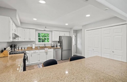 Greenfield Center House | "The Stream House" Saratoga home on 4+ acres