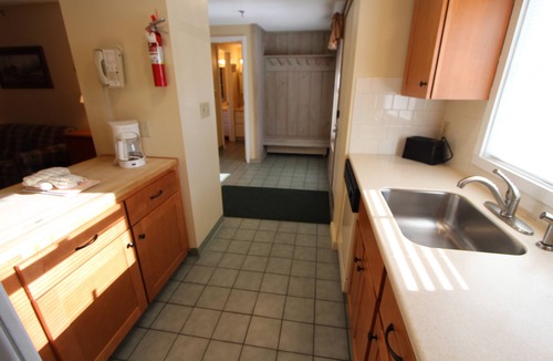 Lincoln Apartment | The Village of Loon Mountain