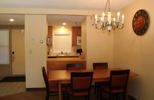 Lincoln Condo | The Village of Loon Mountain