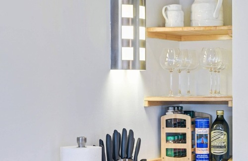 Whittier House | The Warm Hug House -Walkable and Oh-So-Cozy!