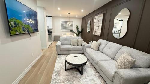 Bridgeview Apartment | The Windsor Mainstay