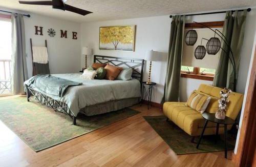 Orange House | The Zen Waterfront Retreat: A Sweetwater Stay