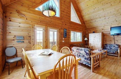 Warrens House | Three Bears Overlook- Upper