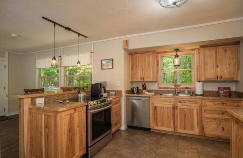 Brevard House | Ticoa Heights in Connestee Falls w/Community Pool, Foosball and King Bed