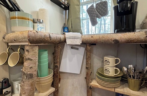 Elizabethtown Apartment | Tiny Home in Adirondacks Pets Welcome & close to Lake