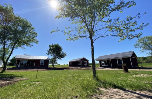 Pepin Cabin | TK's Pepin Getaway RentalLLC Cabin 3 Less than 5 min from Lake Pepin/winery/town