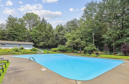 Stowe Area House | Tollhouse 16A - Spacious townhouse with everything you need for year-round outdoor adventure!