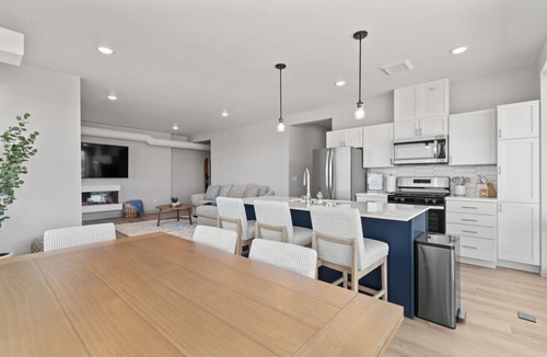 Lake City Condo | Top floor end unit with covered porch overlooking Lake Pepin - Unit 301