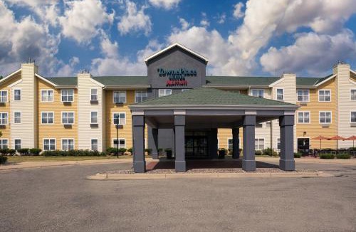 Rochester Hotel | TownePlace Suites Rochester