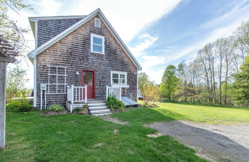 Lyndon House | Trailside Cottage at Kingdom Trails in Lyndonville