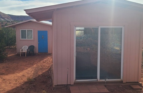 Jemez Pueblo Apartment | Tranquil 1-bedroom small cabin. Jemez Valley with hot springs, hikes, nite skies