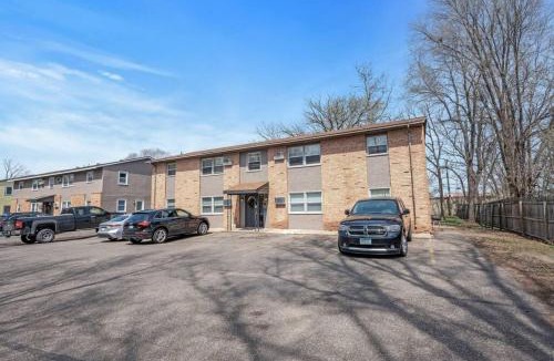 Spring Lake Park Apartment | Tranquil 2BR Apt Mpls - 8075 Apt 2