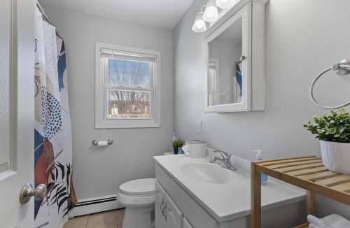 Spring Lake Park Apartment | Tranquil 2BR Apt NE Mpls - 8073 Apt 4