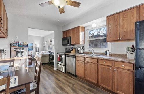 Spring Lake Park Apartment | Tranquil 2BR Apt NE Mpls - 8073 Apt 2