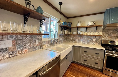 Taos House | Tranquil 7-bedroom house near the center of Taos