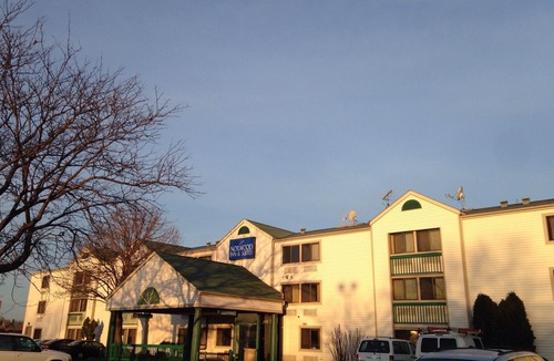 Brooklyn Center Hotel | Travelodge by Wyndham Brooklyn Center