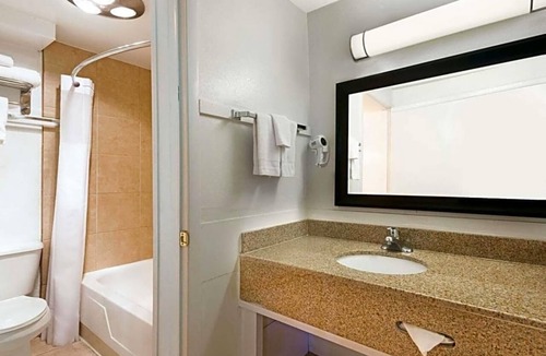 East Las Vegas Apartment | Travelodge by Wyndham Las Vegas NM is offering accommodations in Las Vegas .