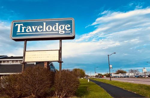 Shakopee Hotel | Travelodge by Wyndham Valleyfair Shakopee