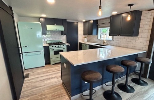 Traverse City House | Traverse City Charmer – 30 Steps to the Bay & Walkable to Downtown