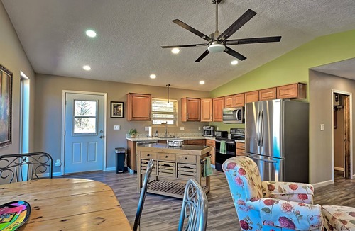 Zuzax House | Turquoise Trail Bungalow with Amazing Views