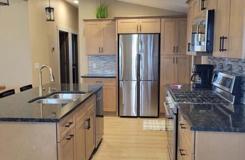 Wabasha House | Two Bedroom Main Street house in the middle of Wabasha MN