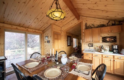 Saddlestring Cabin | Two cabins; main house and guest cabin in foothills of the Bighorns