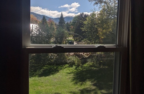 Fletcher Condo | Two Minutes to Smugglers Notch Resort!