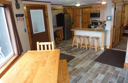 Snowshoe House | Ultimate Snowshoe Ski-in /Ski Out Home