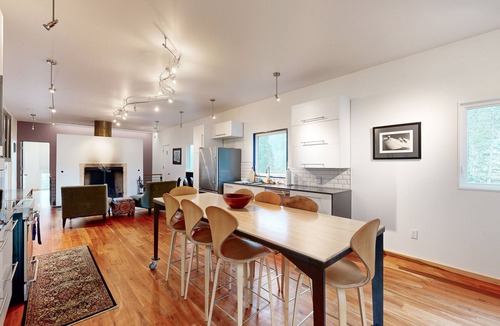 Taos Ski Valley House | Ultra-Modern Home | Sunroom with Big Views | Walk to Kachina Lift